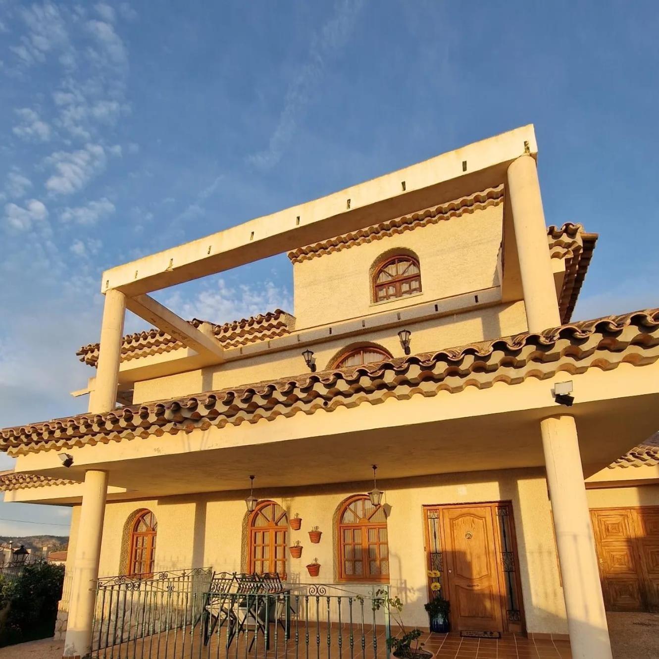 Villa Los Dulces-Piscina Privada Letur Exterior photo